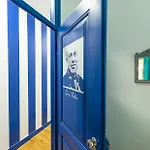 Help Yourself - Hostel Parede