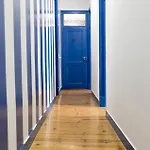 Hostel Help Yourself -