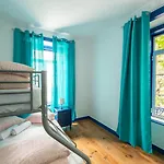 Hostel Help Yourself - Parede