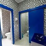 Hostel Help Yourself -