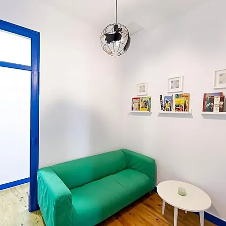 Help Yourself - Hostel Parede