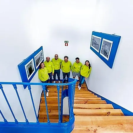 Hostel Help Yourself -