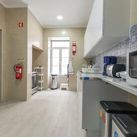 Help Yourself - Parede