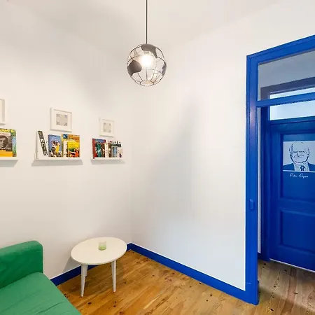 Hostel Help Yourself - Parede