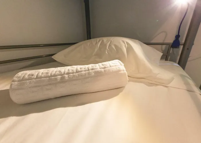 Help Yourself - Hostal *