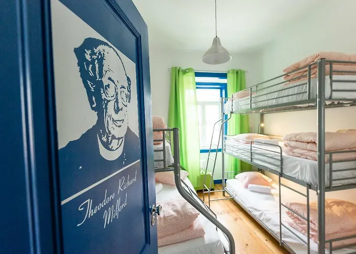 Help Yourself - * Parede