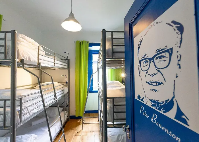 Help Yourself - Parede