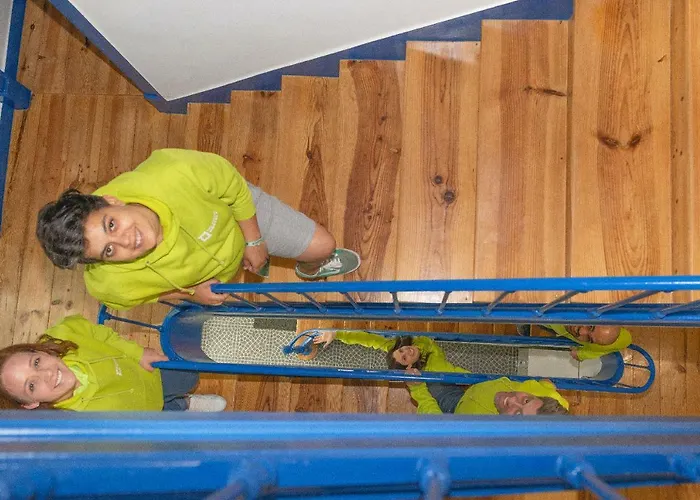 Help Yourself - * Parede