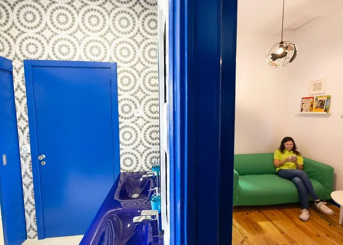 Help Yourself - Hostal